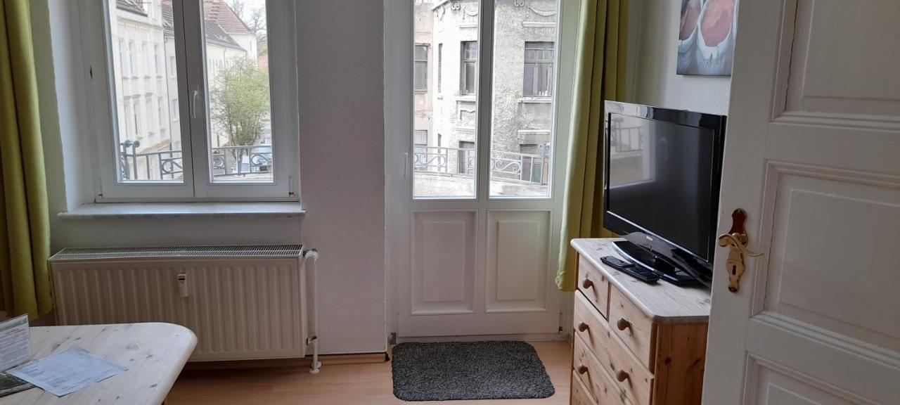 Apartment-Hotel Schillerplatz Wittenberge Exteriör bild