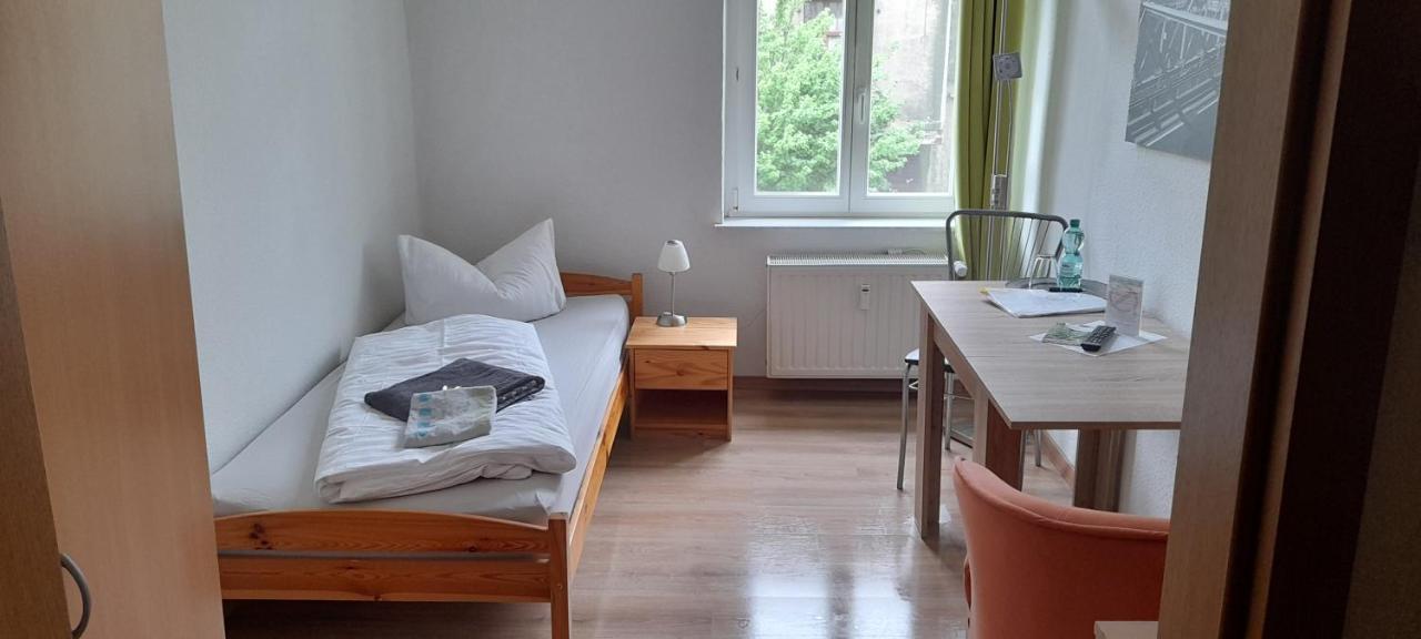 Apartment-Hotel Schillerplatz Wittenberge Exteriör bild