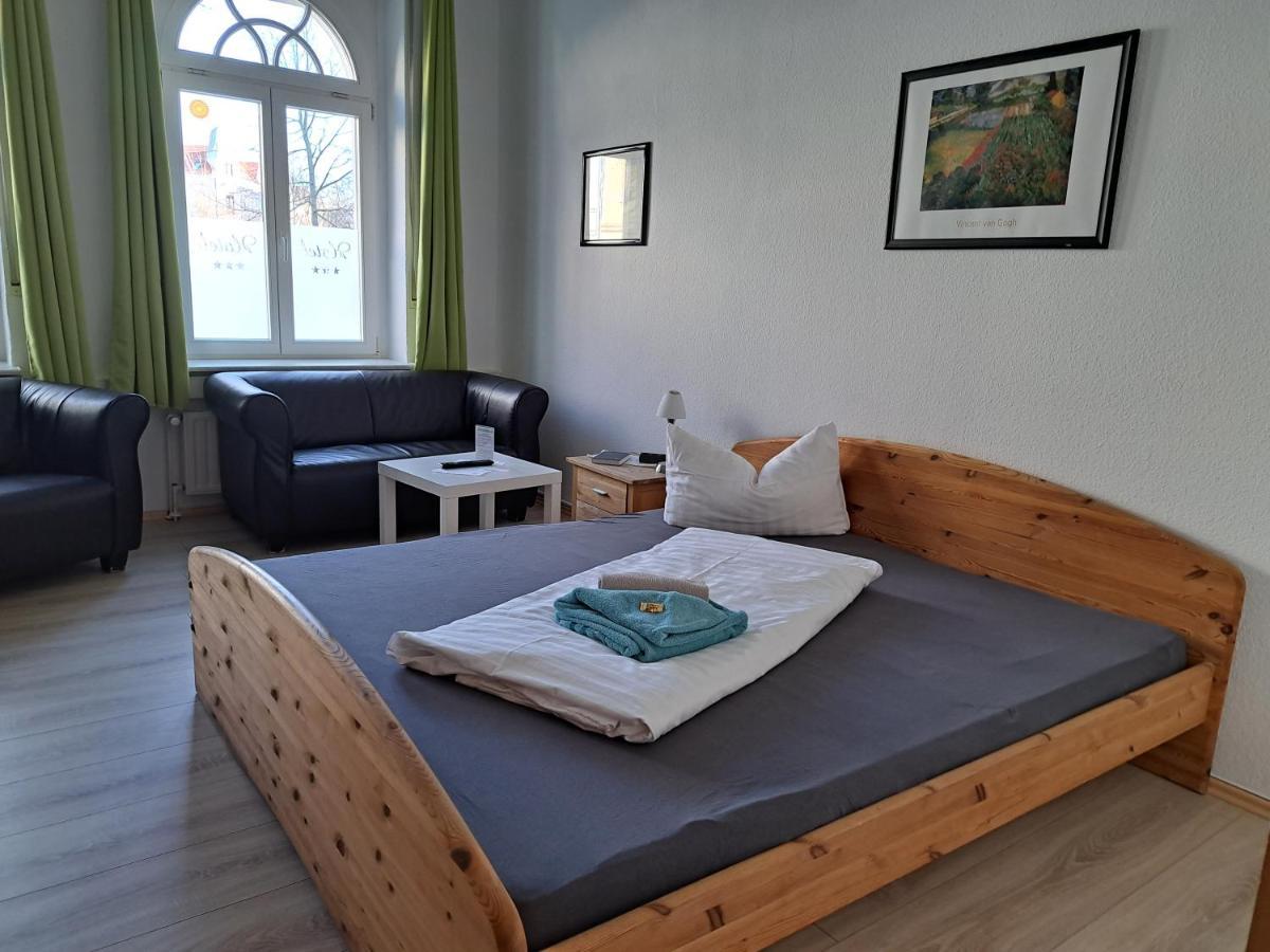 Apartment-Hotel Schillerplatz Wittenberge Exteriör bild